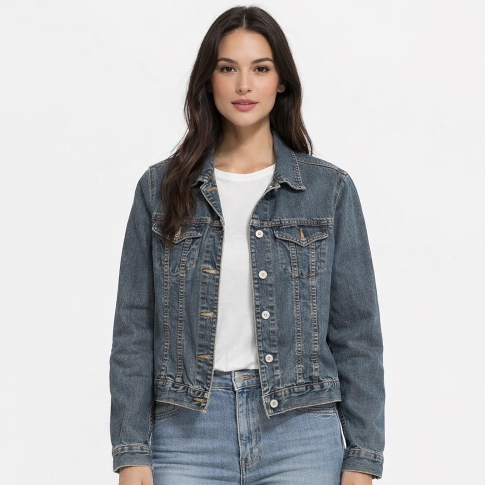 Eddie Bauer Medium Blue Denim Jacket